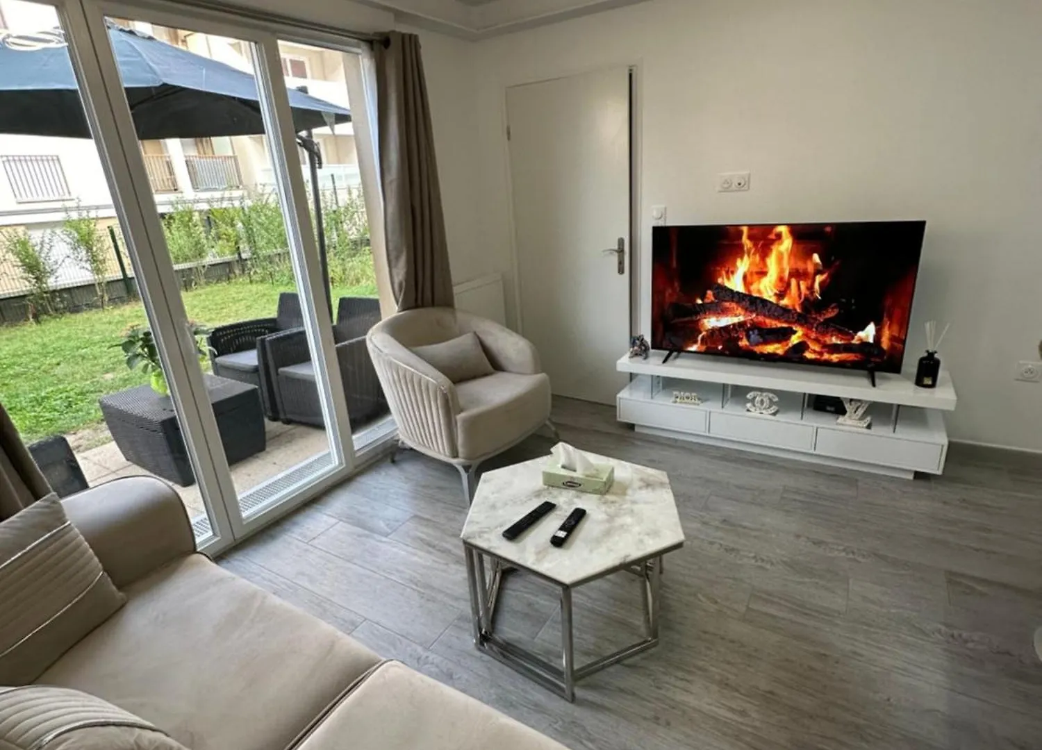 Appartement Avec Jardin Cosy Pres De Paris Villeneuve-le-Roi 0*,  France