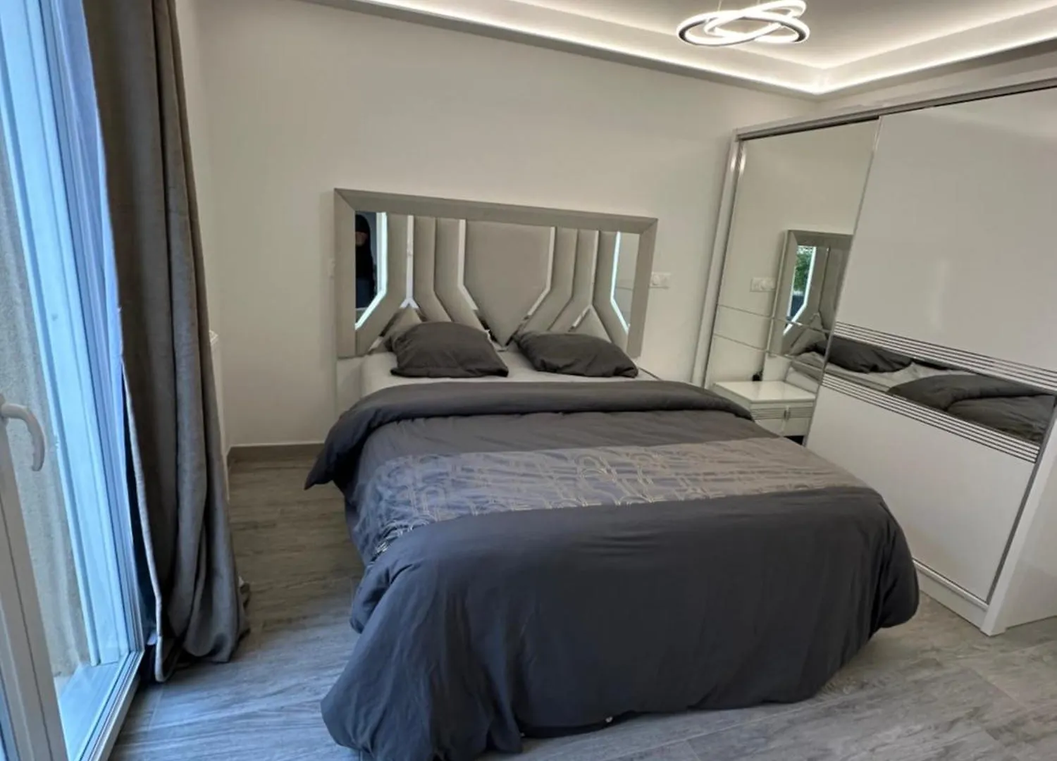 Appartement Avec Jardin Cosy Pres De Paris Villeneuve-le-Roi Apartment